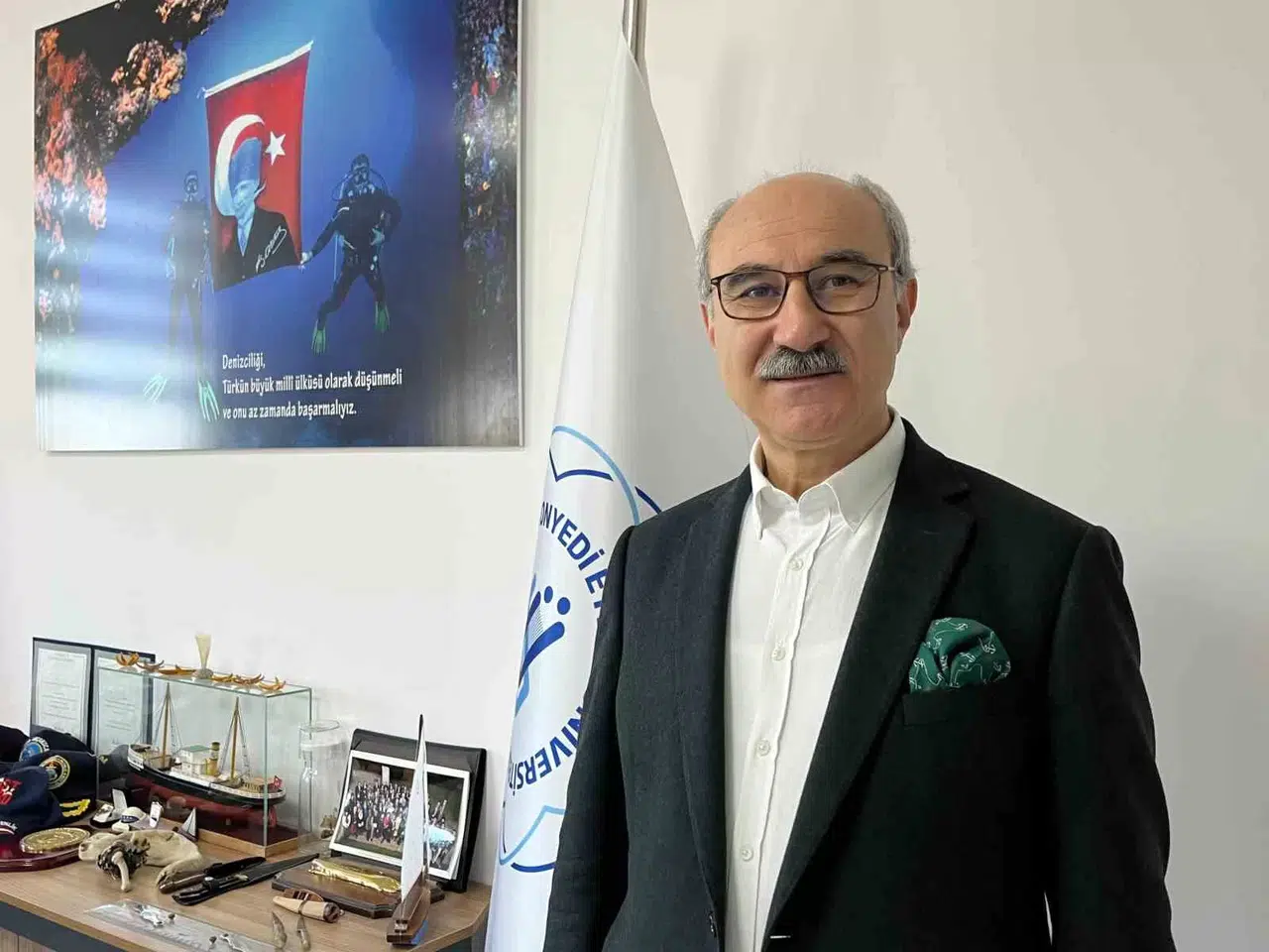 Prof. Dr. Mustafa Sarı; “Marmara Denizi’nde Balon Yahut Aslan Balığı Yok”