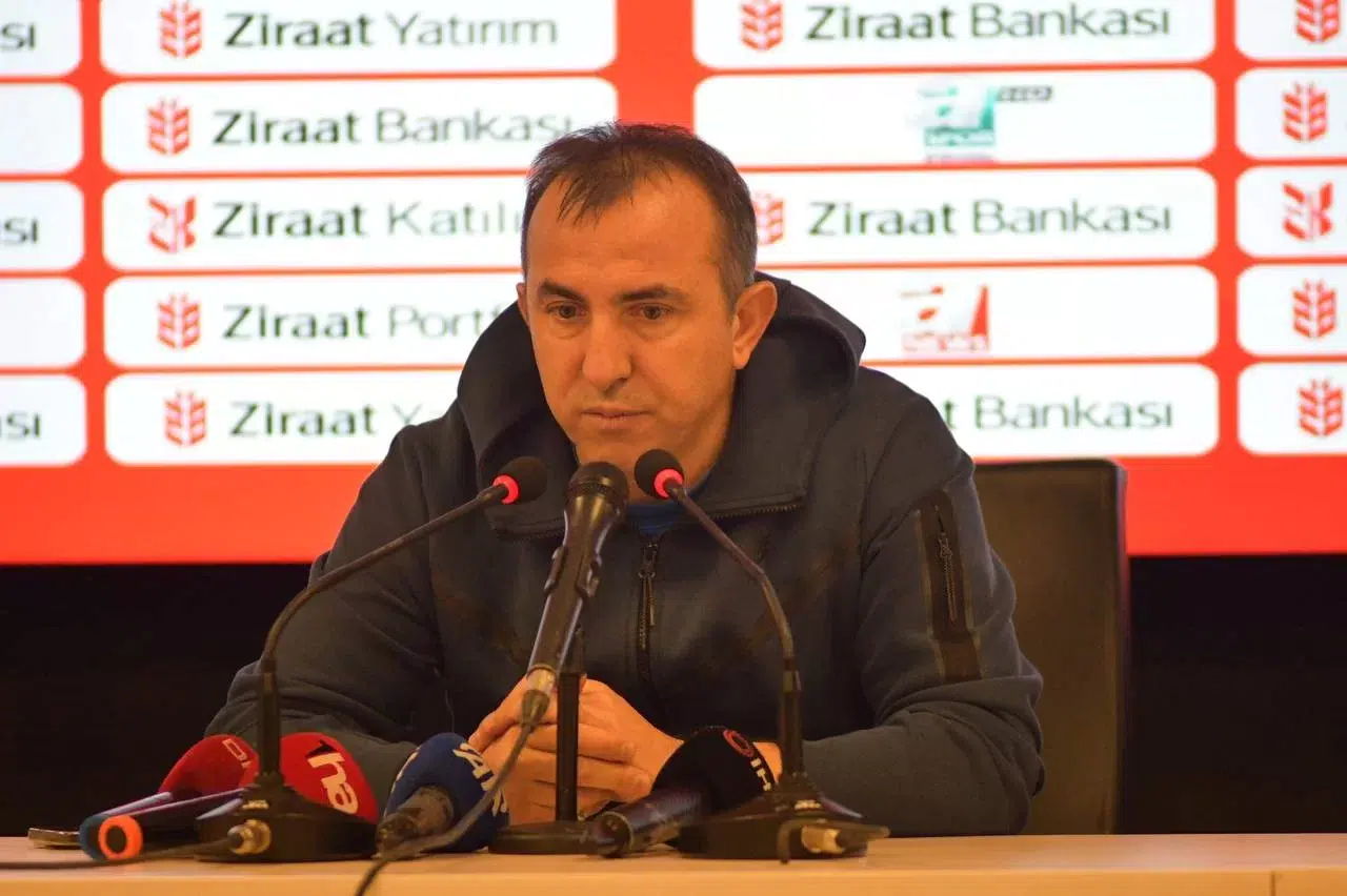 Recep Uçar: “Saçma Sapan Geçişten Yediğimiz Bir Golle Maçı Kaybettik”