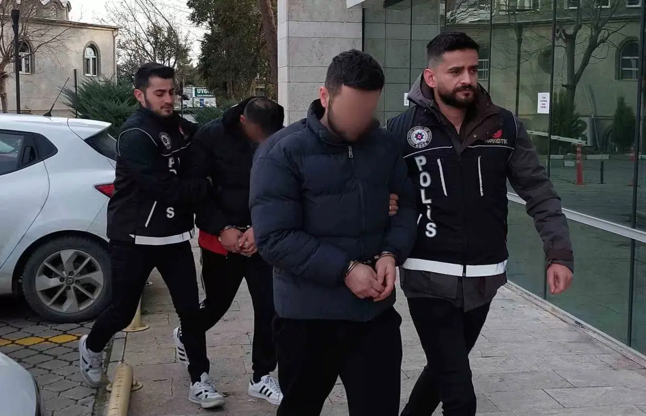 Samsun’da Eroinle Yakalanan 3 Kişi Tutuklandı