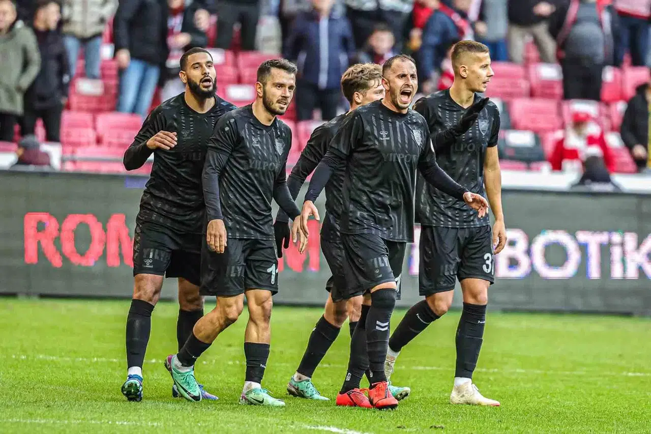 Samsunspor, Alanya’ya 17 Oyuncusunu Götürmedi