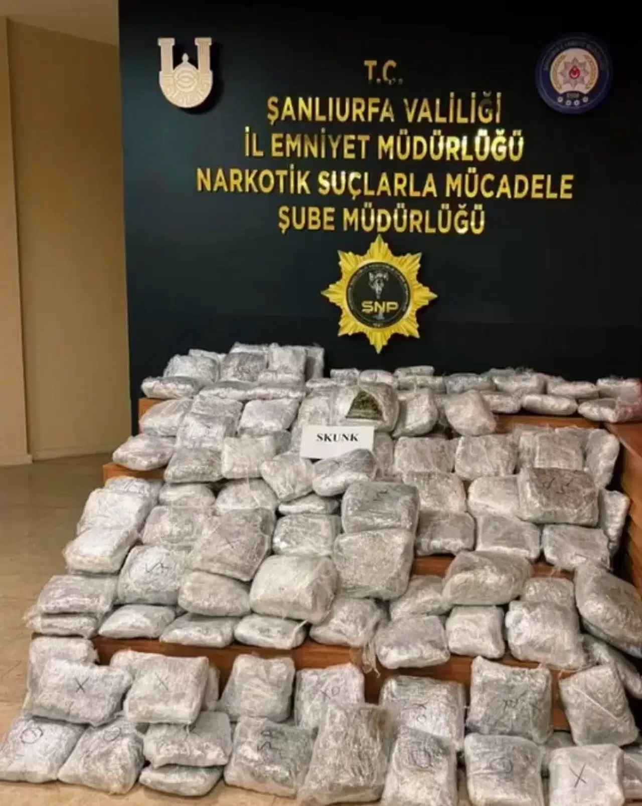 Şanlıurfa’da 85 Kilogram Skunk Ele Geçirildi