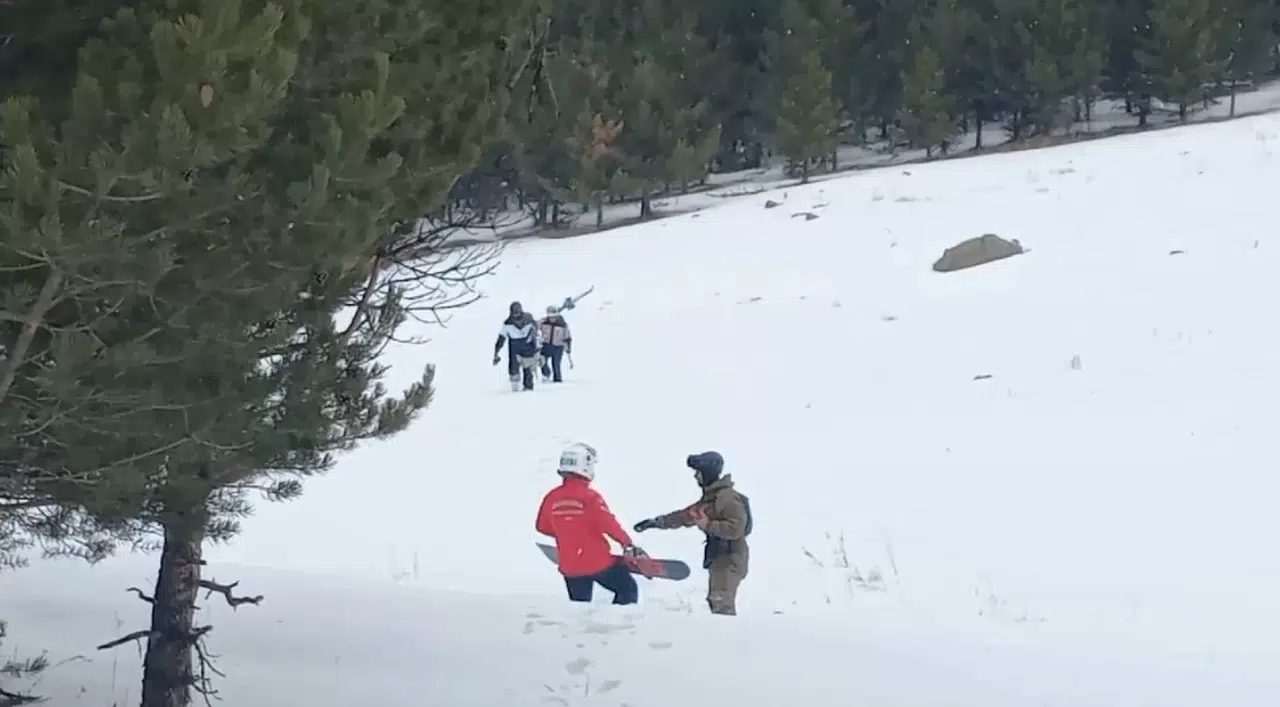 Sarıkamış’ta Kaybolan İranlı Kayakçıları Jak Buldu