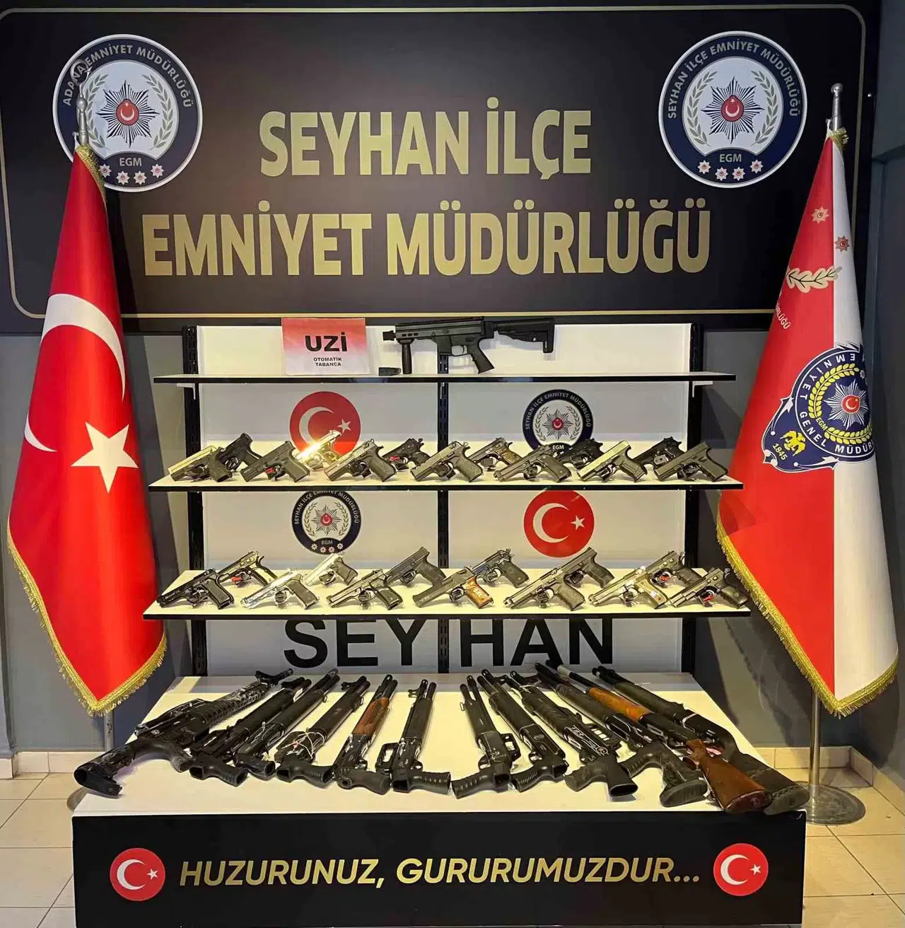 Seyhan’da Polis 40 Ruhsatsız Silah Ele Geçirirken, Aranan 278 Kişiyi Yakaladı