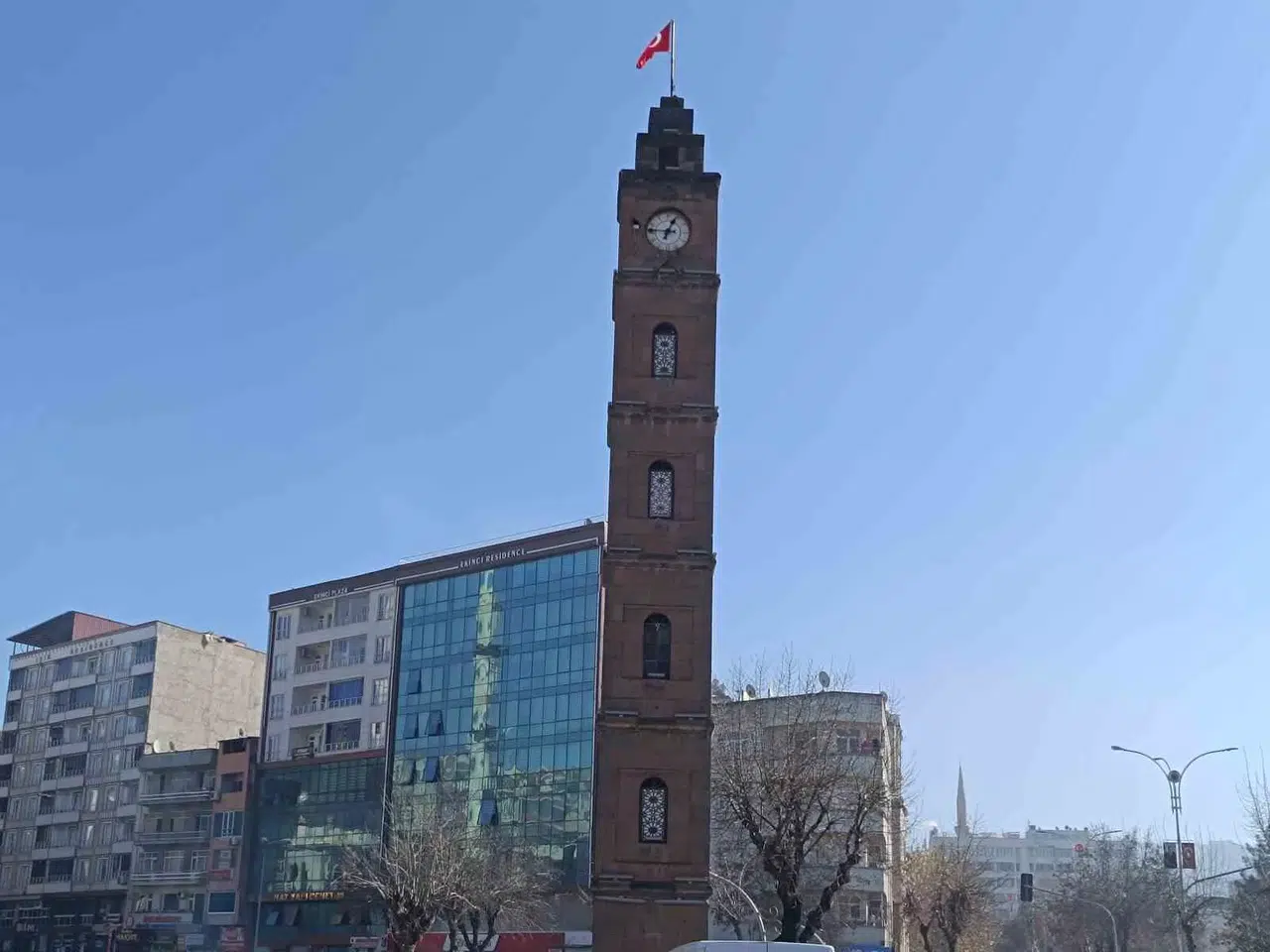 Siirt’te 1000 Yıllık Saat 5 Yıl Ortadan Sonra Tekrar Çalıştırıldı