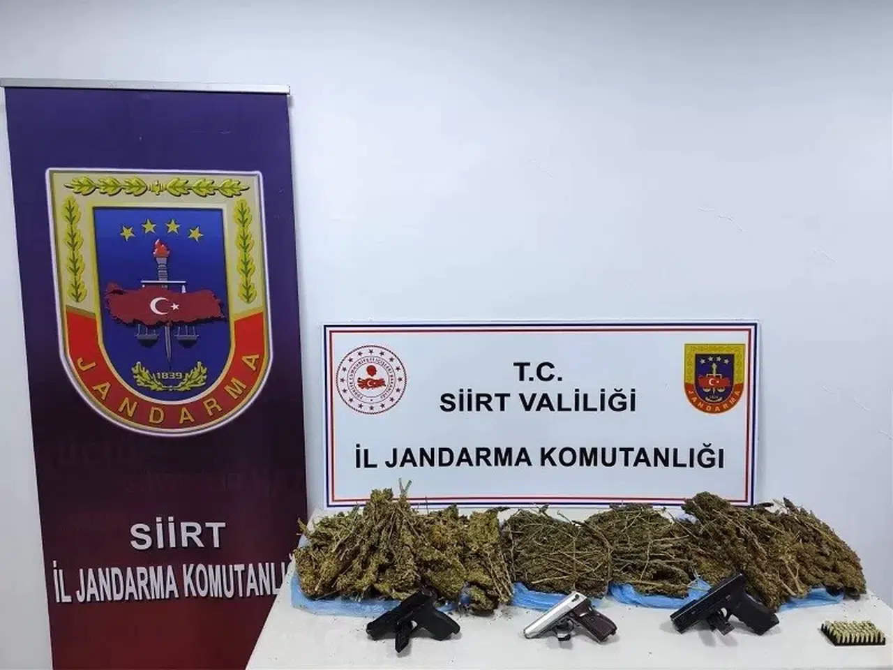 Siirt’te 5 Kilogram Uyuşturucu Unsur Ele Geçirildi: 1 Tutuklama