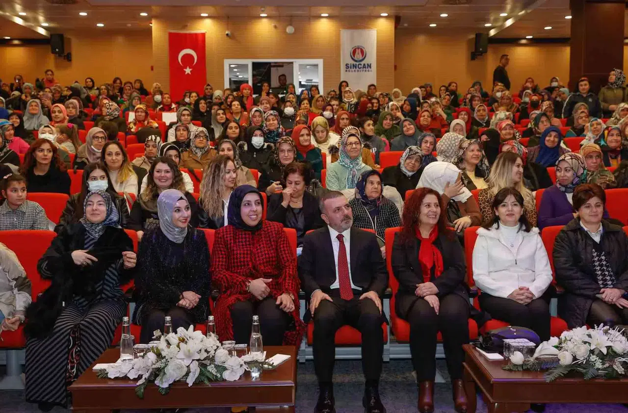 Sincan’da ‘Kadın Bayana Aile Sohbetleri’ Düzenlendi