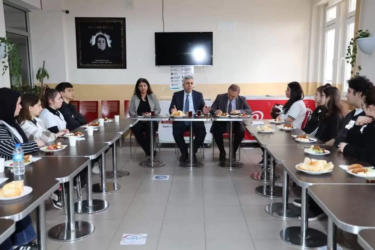 Sınıf Liderleri ile "Kantin Buluşmaları"