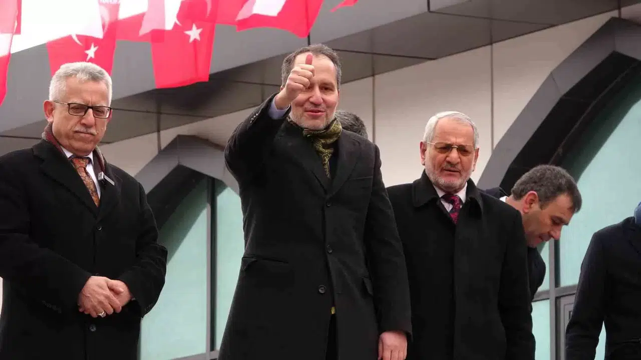 Tekrar Refah Partisi Genel Lideri Erbakan: “1989 ve 1994 Ruhunu Belediyelerde Yine Yaşatacağız”