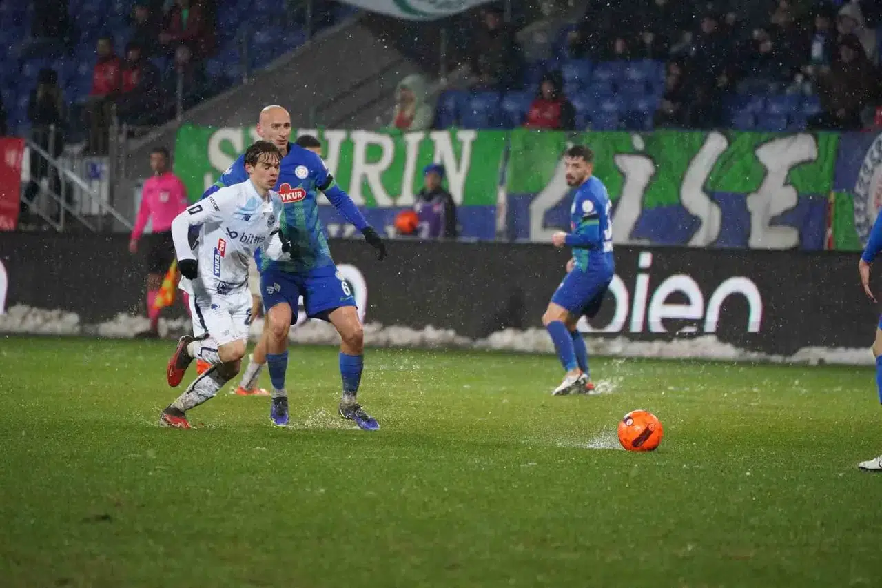 Trendyol Muhteşem Lig: Çaykur Rizespor: 0 - Adana Demirspor: 0 (İlk Yarı)