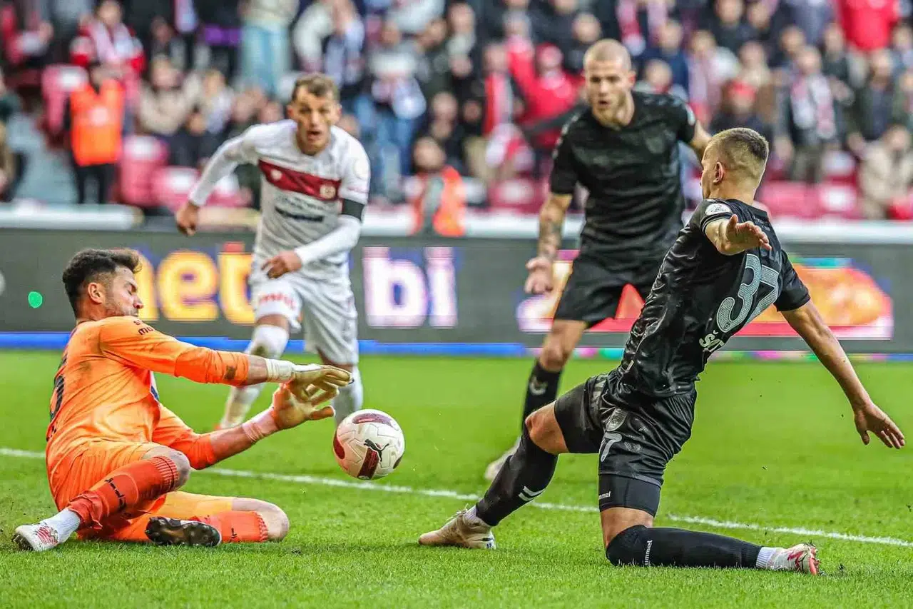 Trendyol Üstün Lig: Samsunspor: 2 - Sivasspor: 0 (Maç Sonucu)
