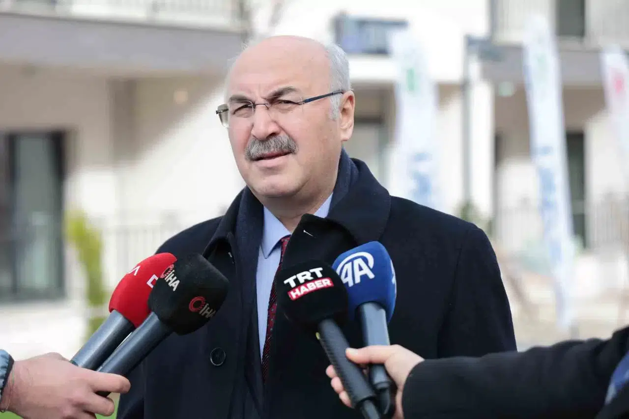 Vali Köşger: “Deprem Konutları Şubat Sonunda Teslim Edilecek”