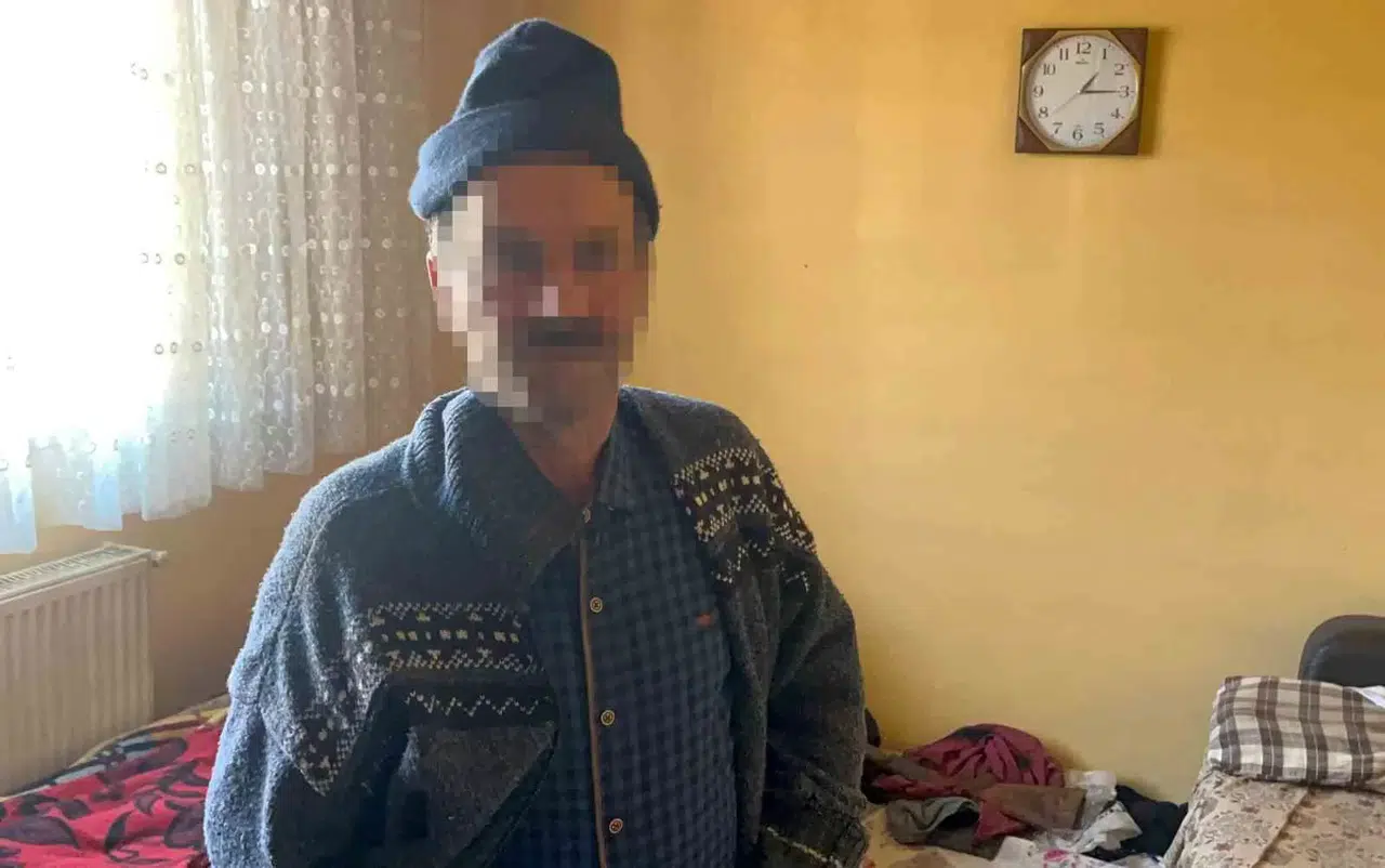 Yıllarca Bir arada Uyuduğu Ağabeyini Öldürüp Cenazesine Katılan Kardeş Gözaltına Alındı