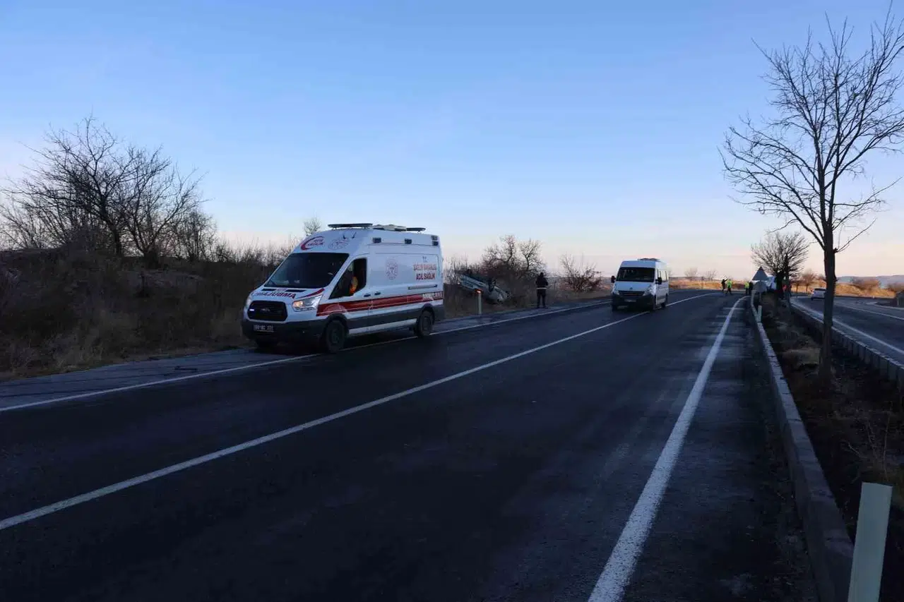 Yol Buzlandı, Kazalar Arka Arda Geldi