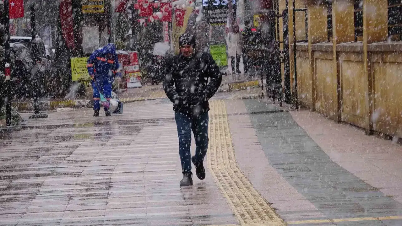 Yozgat’ta Kar Yağışı Tesirli Oldu