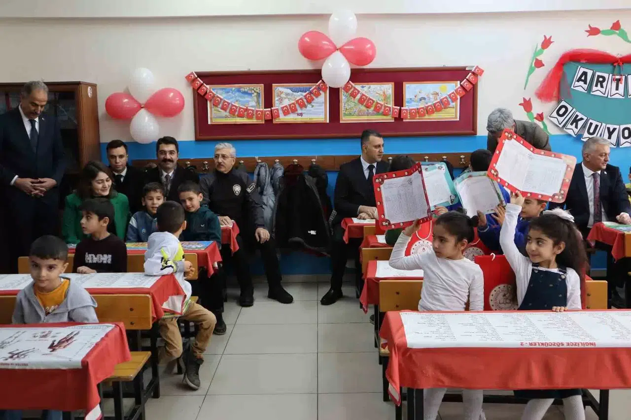 Zelzele Bölgesi Malatya’da Karne Heyecanı