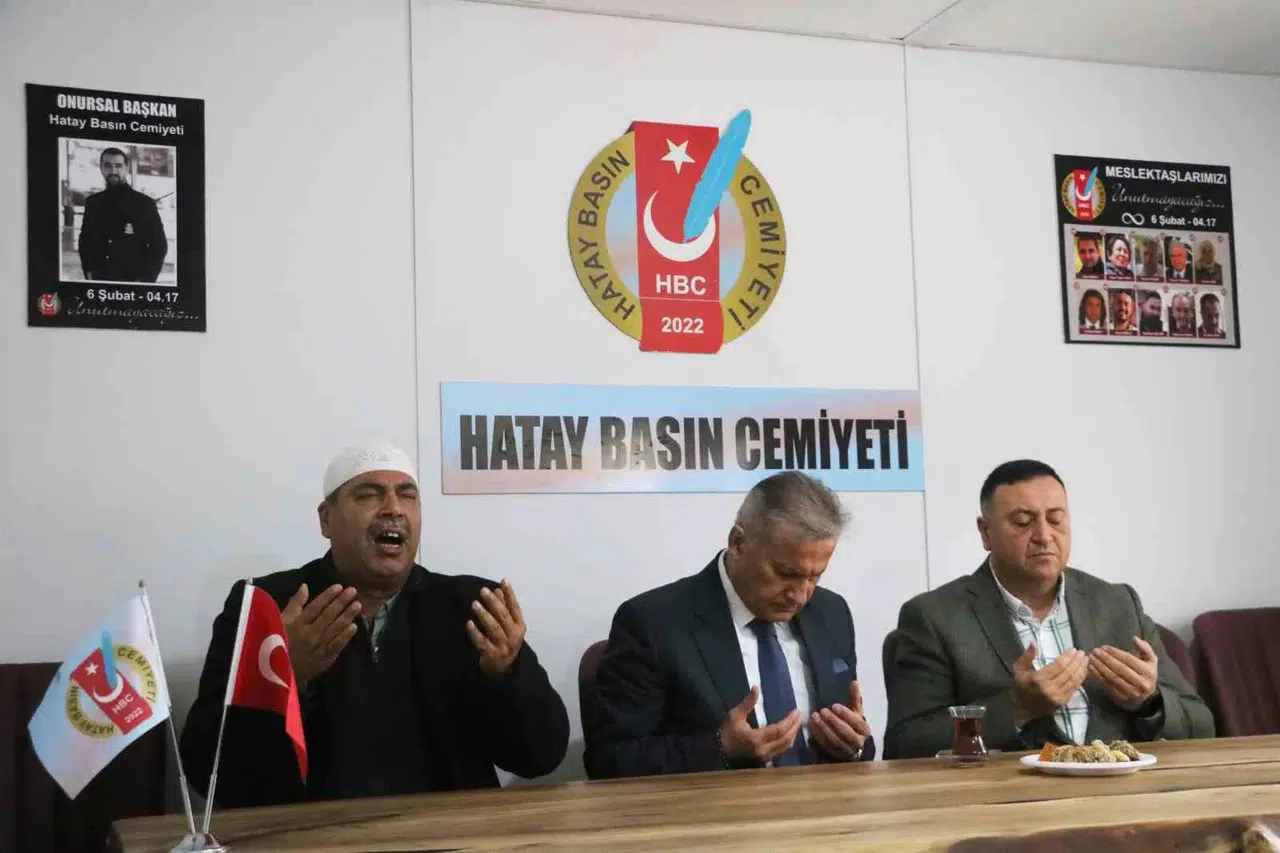 Zelzelede 10 Gazetecinin Hayatını Kaybettiği Hatay’da Buruk Gazeteciler Günü