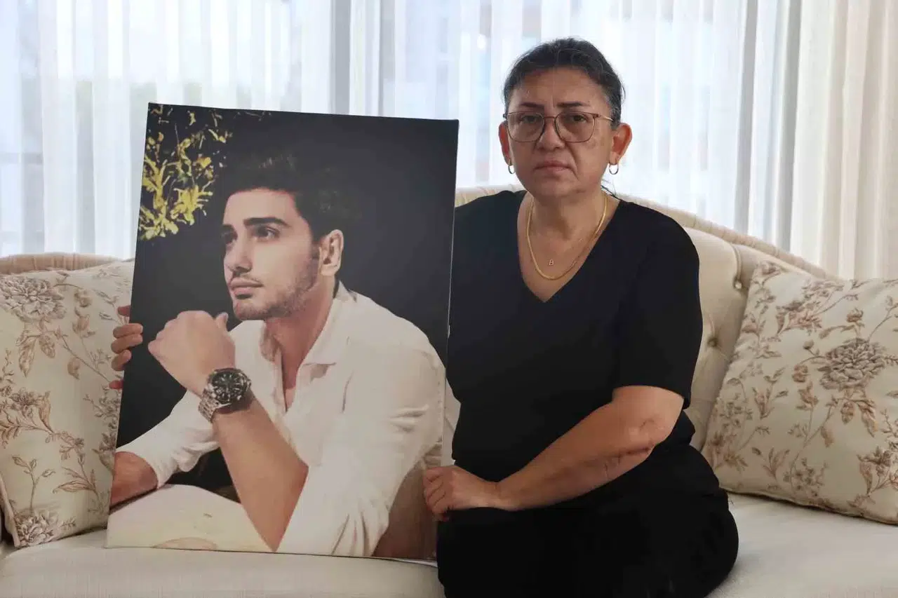 Zelzeleden Bu Yana Evladından Haber Alamayan Acılı Anne: “Her Kapı ve Telefon Çaldığında O Geldi Zannediyorum”