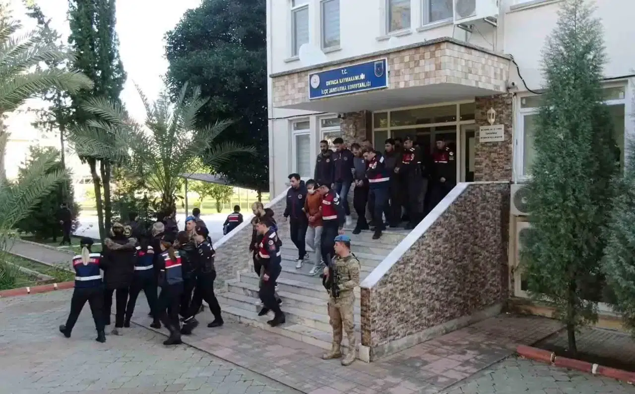 55 Milyon Liralık Dolandırıcılığa Operasyon Kamerada