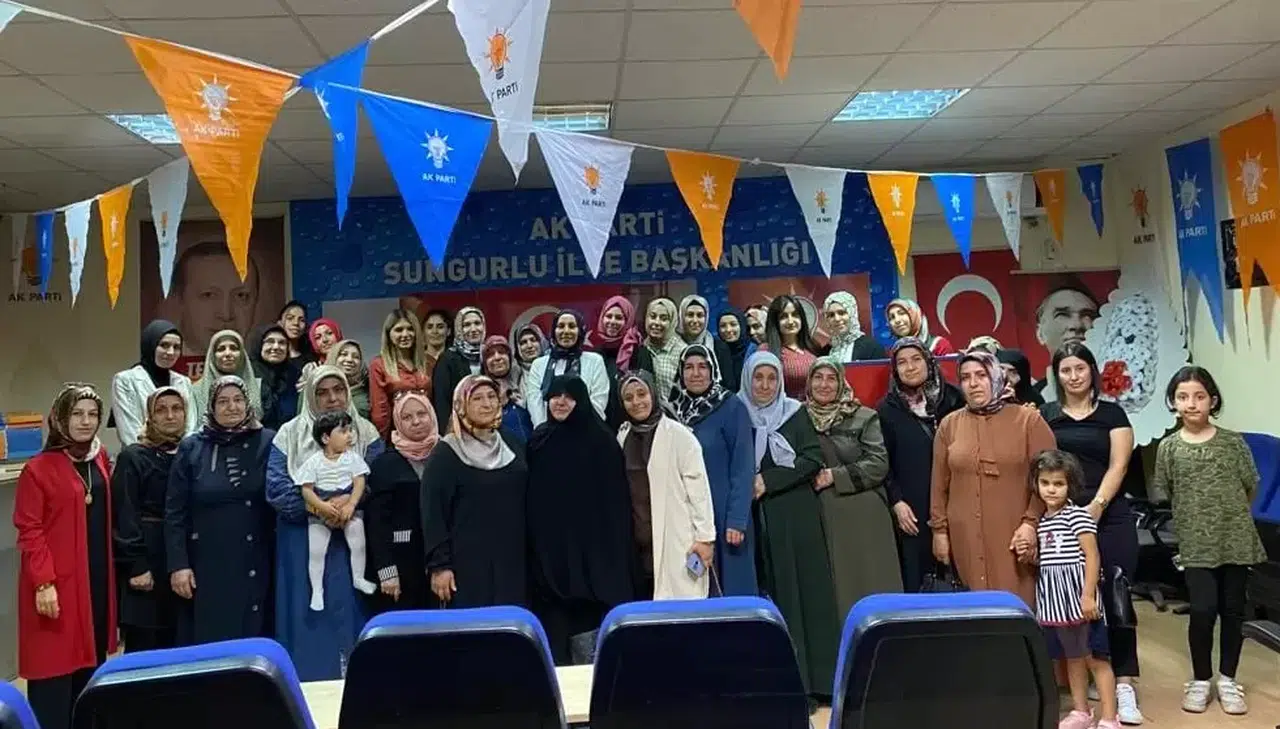 AK Parti’de İstifa