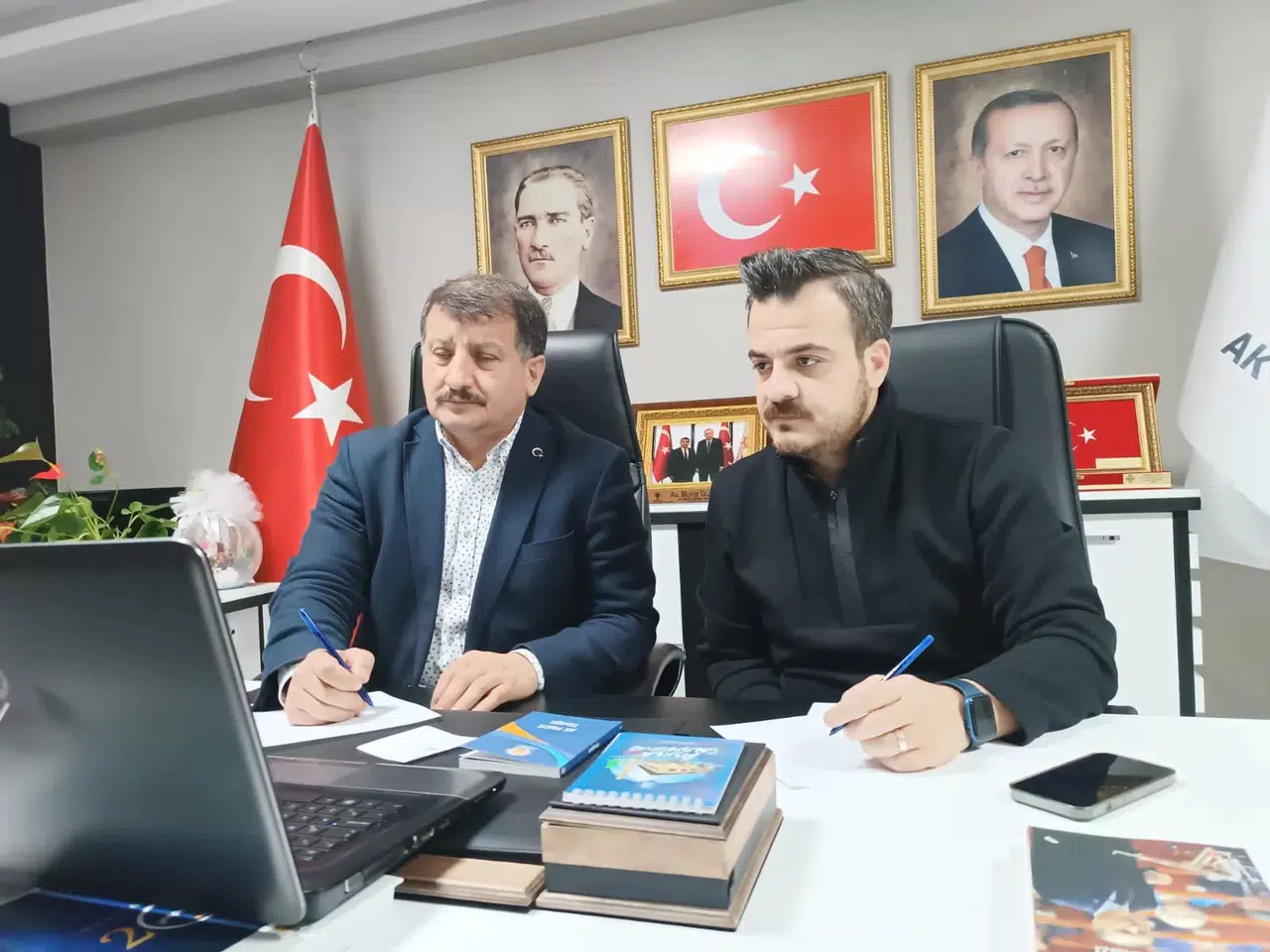 AK Parti’de Seçim İstişaresi