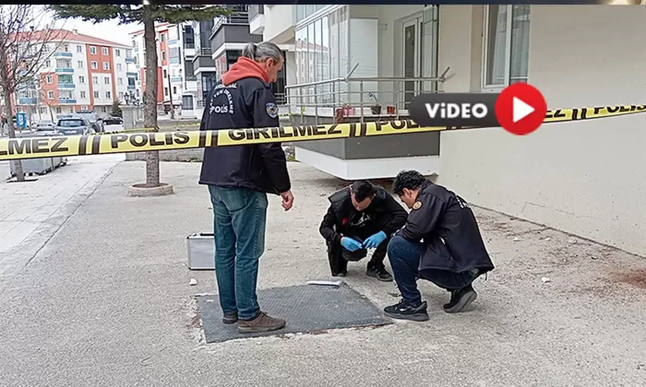5. Kattan Düşen Genç Kız Ağır Yaralandı