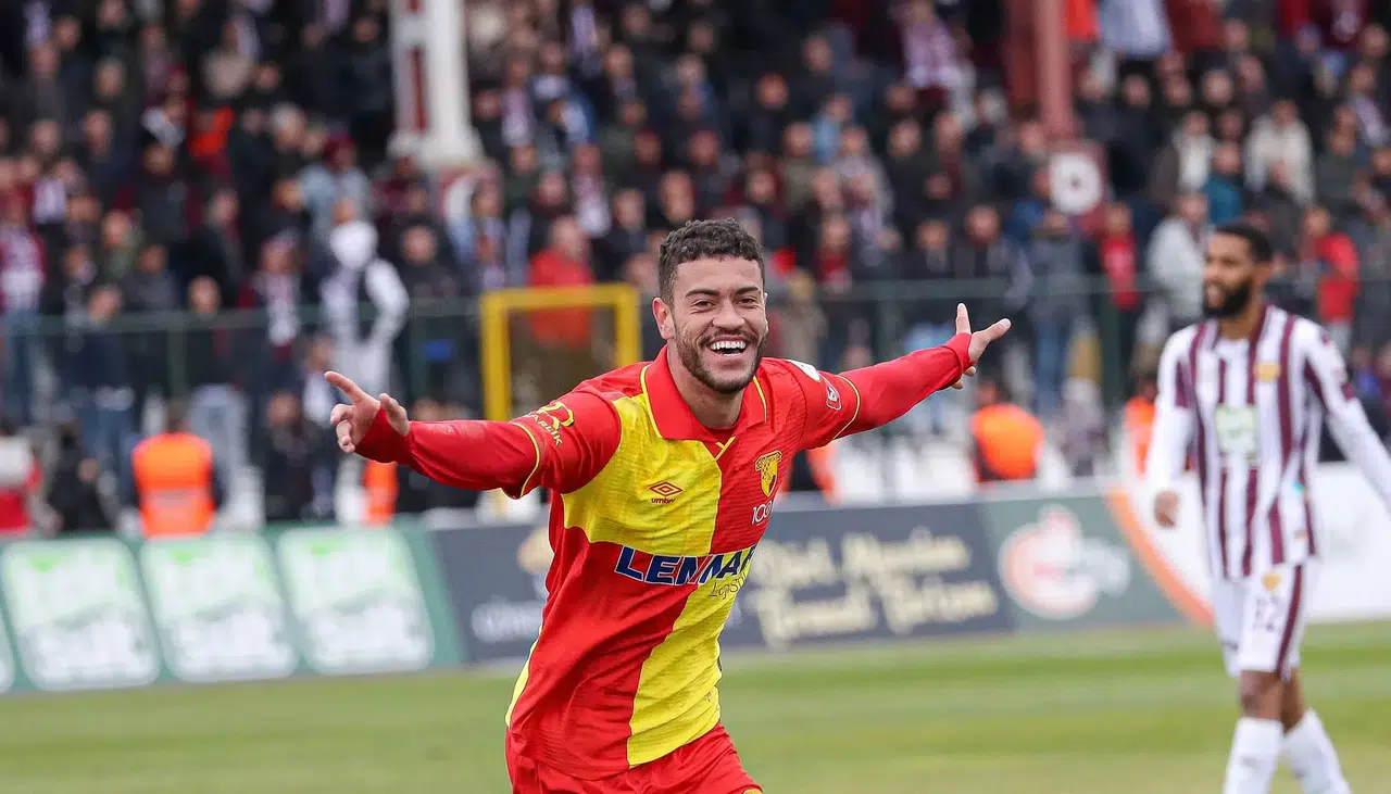 Göztepe, İkinci Sıradaki Yerini Sağlamlaştırdı