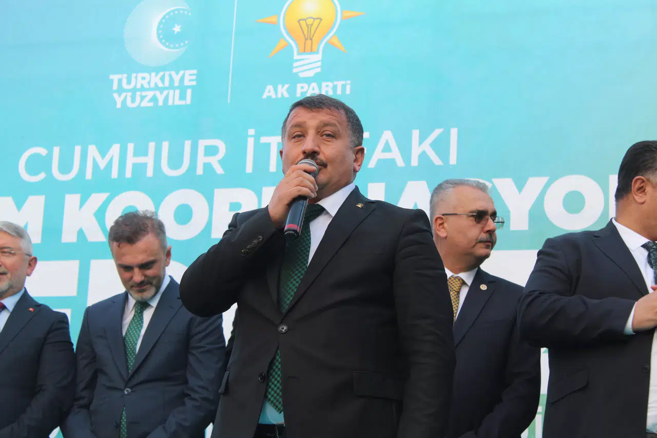 Suskunluğunu Bozdu … “Perde Arkasındaki İsimleri Biliyorum”