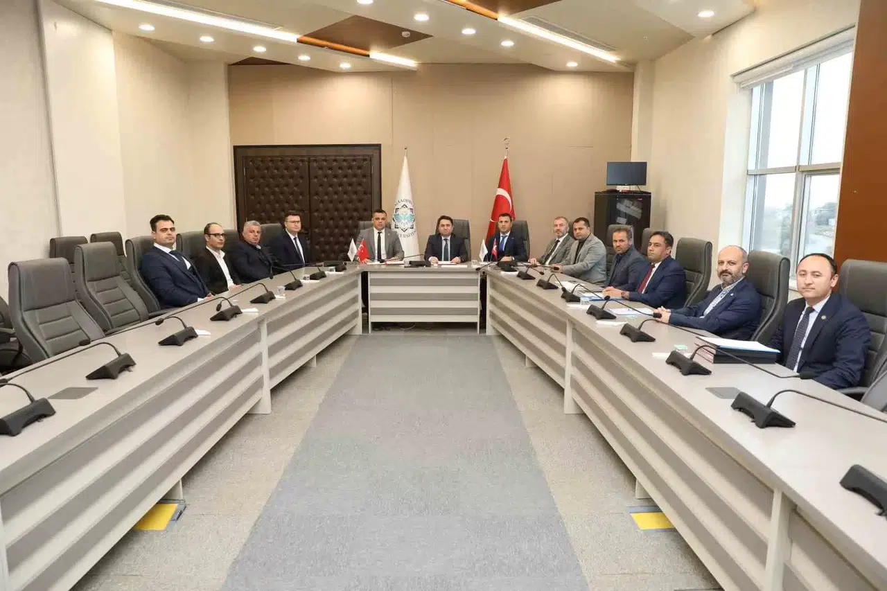 Alkü’de Emekçiler İçin Toplu Kontrat