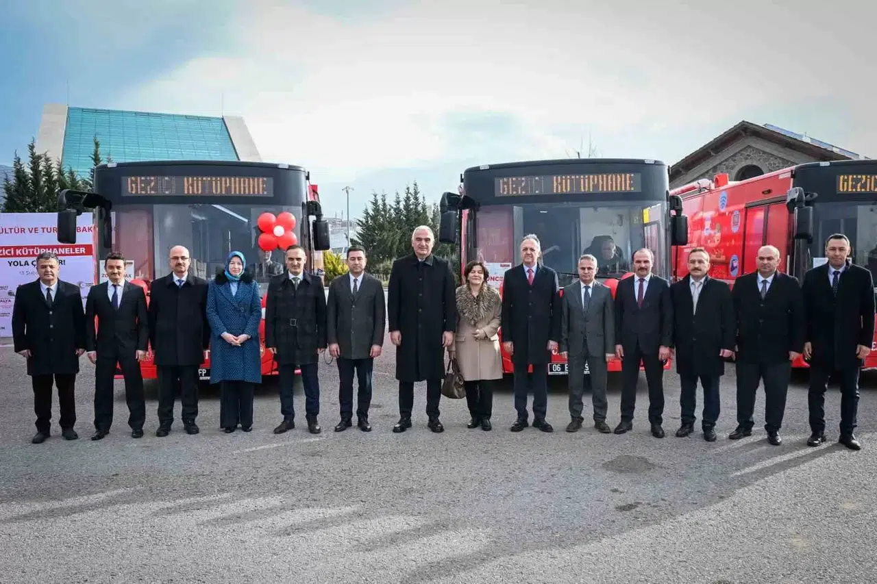 Bakan Ersoy: "Cumhuriyet’in 100’üncü Yılında 100 Yeni Kütüphane Gayemize Ulaştık"