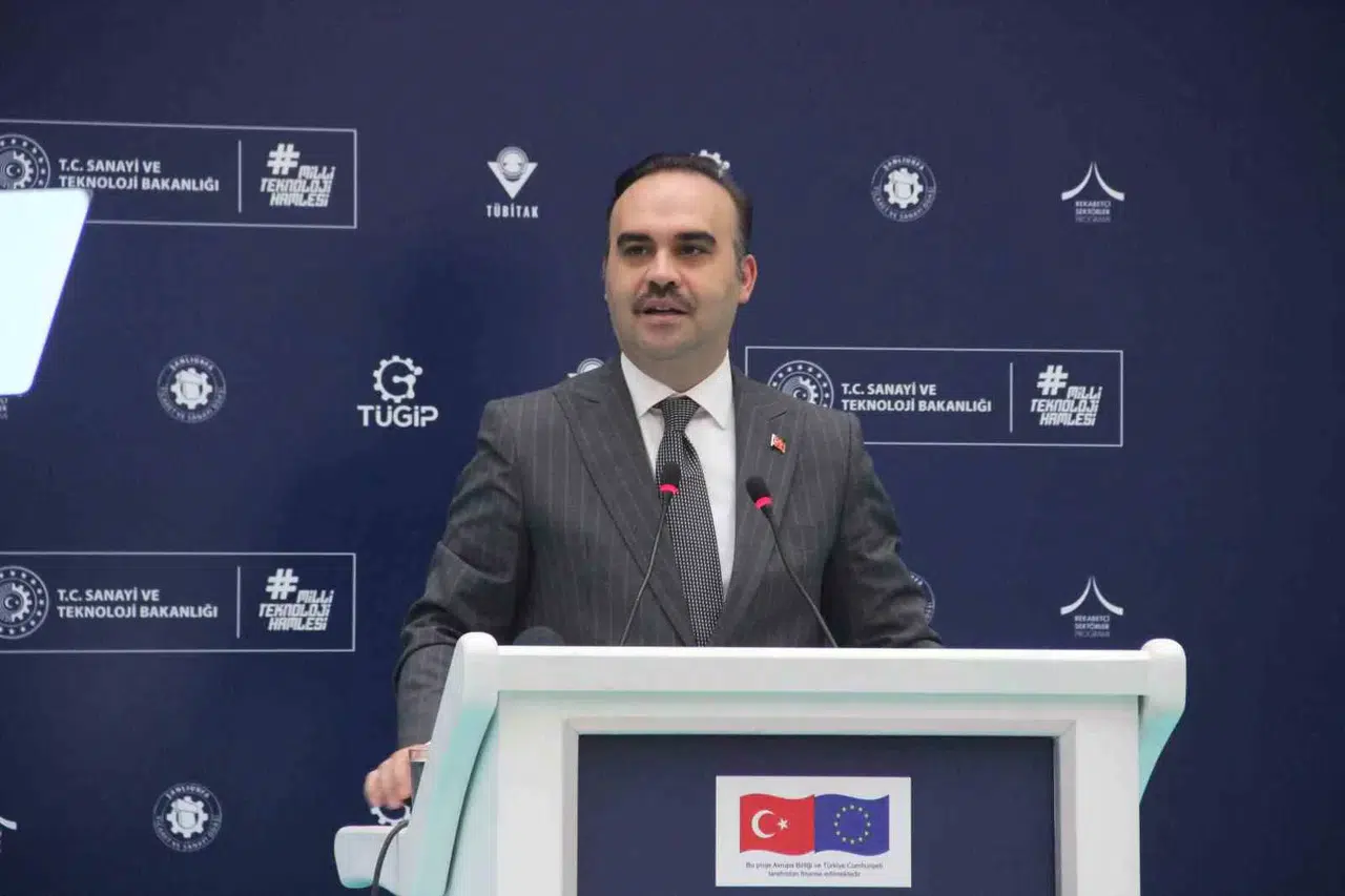 Bakan Kacır, Besin Araştırma ve Tahlil Merkezi’nin Açılışını Yaptı