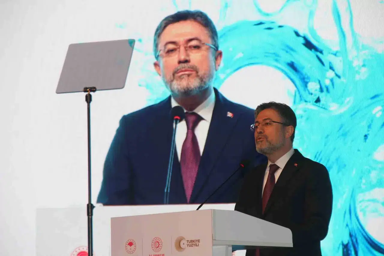 Bakan Yumaklı: "Zannettiğimiz Üzere Sınırsız Bir Su Kaynağımız Yok"
