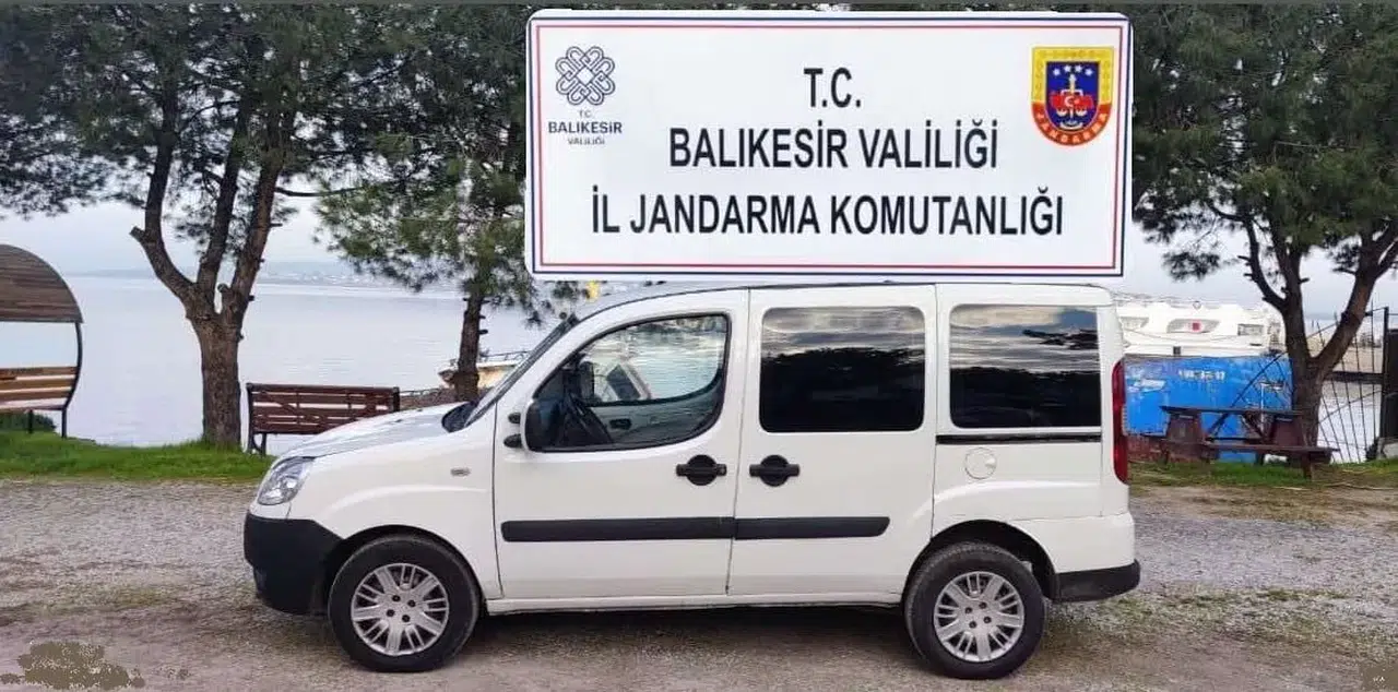 Balıkesir’de 173 Sistemsiz Göçmen ve 2 Organizatör Yakalandı