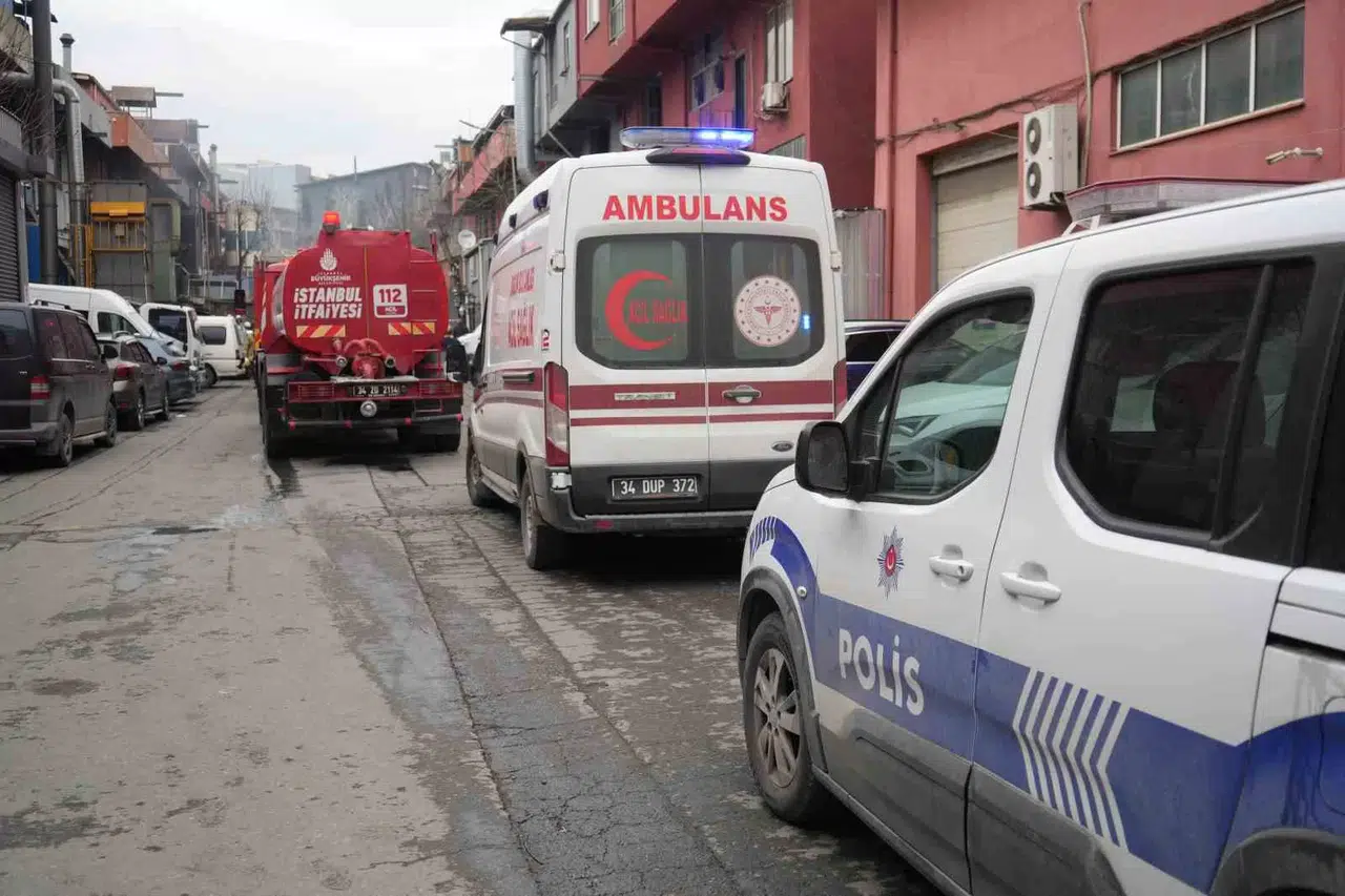 Başakşehir’de Sanayi Sitesindeki İşyerinde Arka Arda Patlama