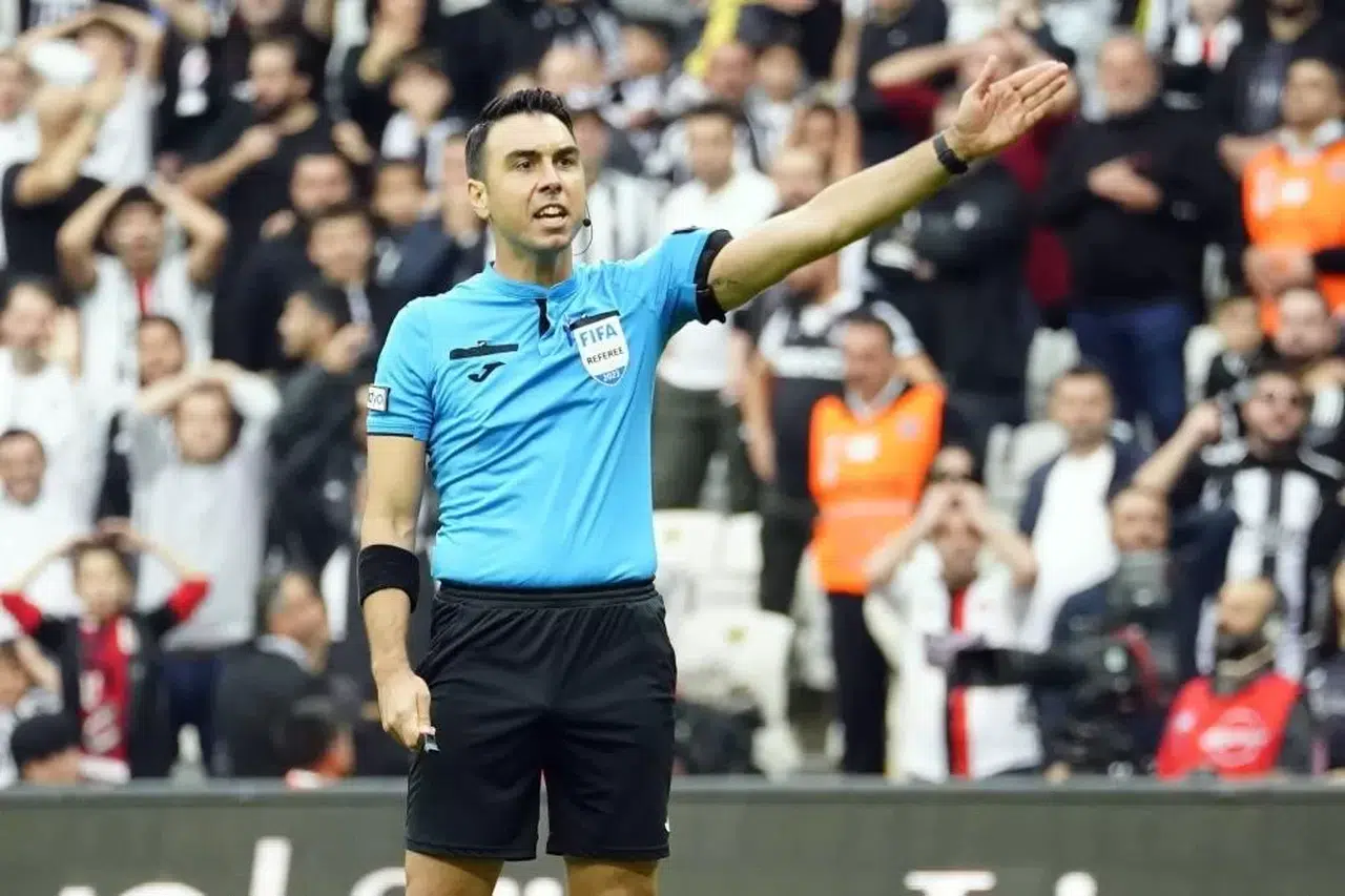 Beşiktaş - Trabzonspor Maçını Arda Kardeşler Yönetecek