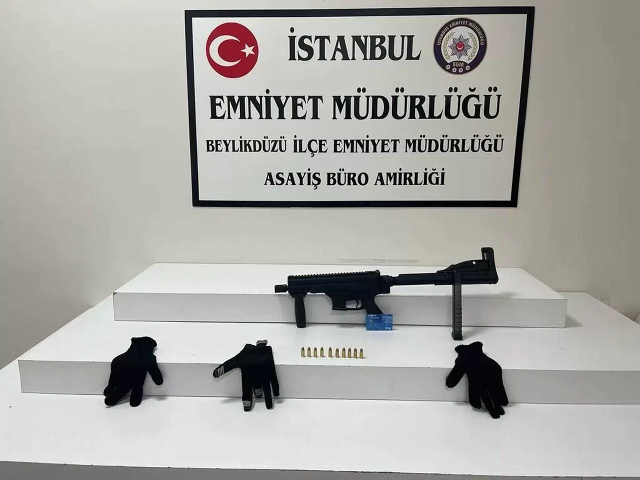 Beylikdüzü’nde İkinci Sefer Lüks Siteye Silahla Ateş Eden Kuşkulu Yakalandı