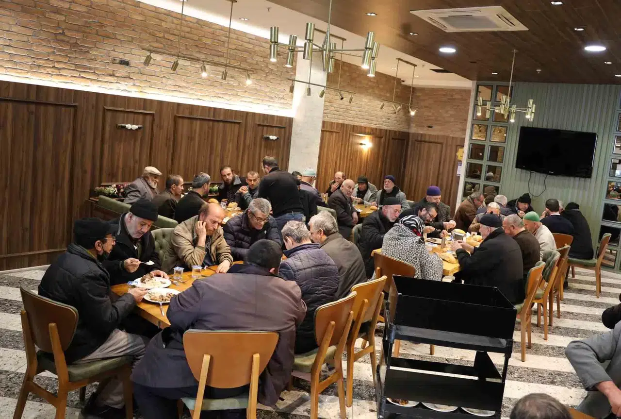 Birinci Konukları Konya’nın Gülleri Oldu