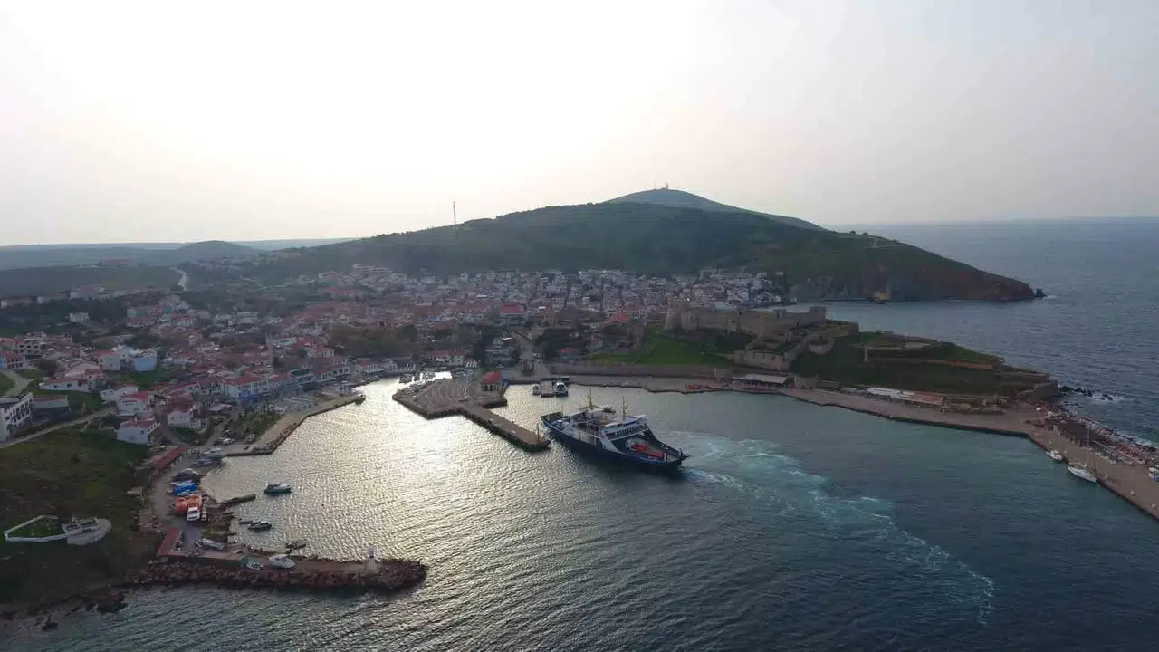 Bozcaadalı Turizmcilerden ’Airbnb Yasası’na Takviye