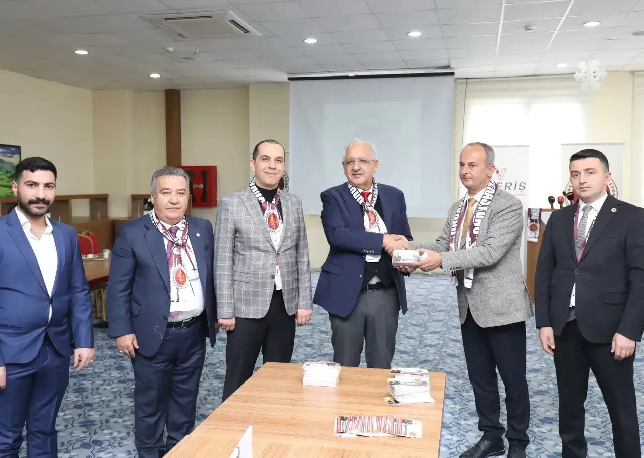 Bu Proje ile Başarılı Bin Öğrenci İmtihanlara Yapay Zeka Dayanağı ile Hazırlanacak