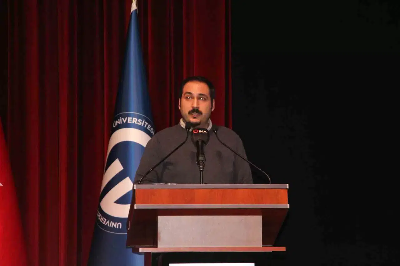 Dr. Özgenç Akın: “Herhangi Bir Devletin Savaş Gemisi Sarsıntı Oluşturamaz"