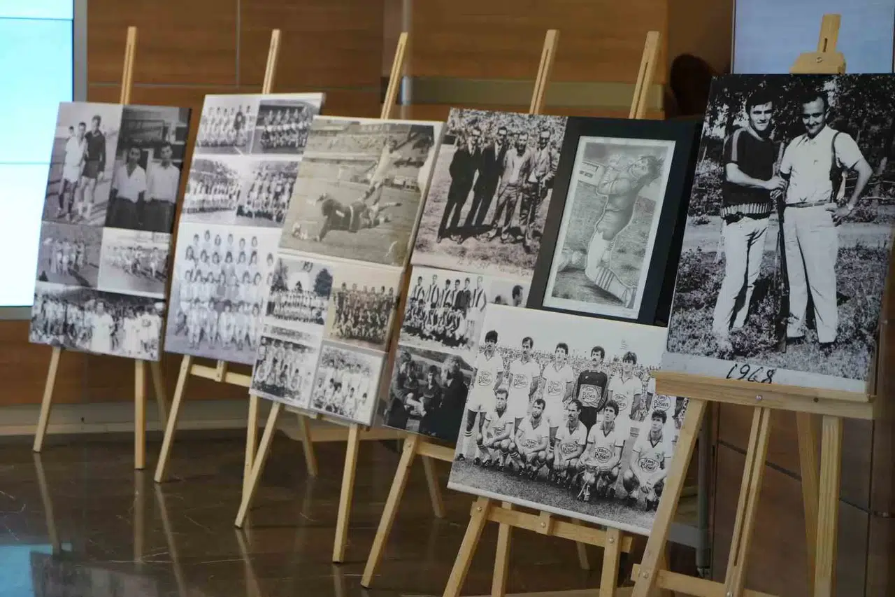 ’Dünden Bugüne Nostalji Samsunspor’ Fotoğraf Standı Açıldı