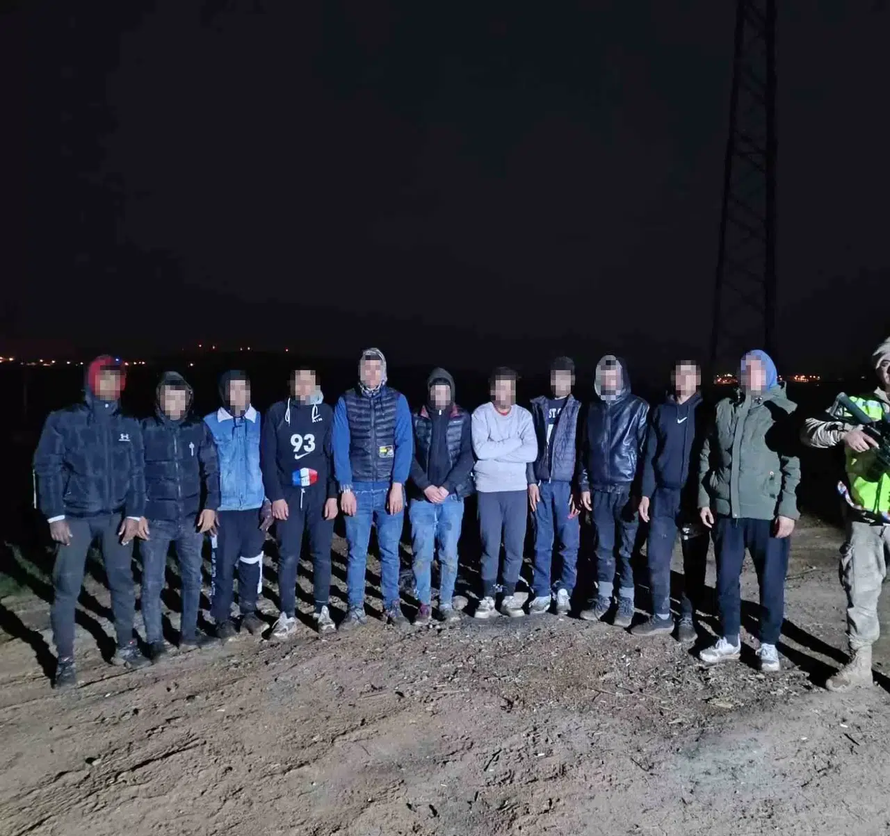 Edirne’de 228 Göçmen ve 4 Organizatör Yakalandı