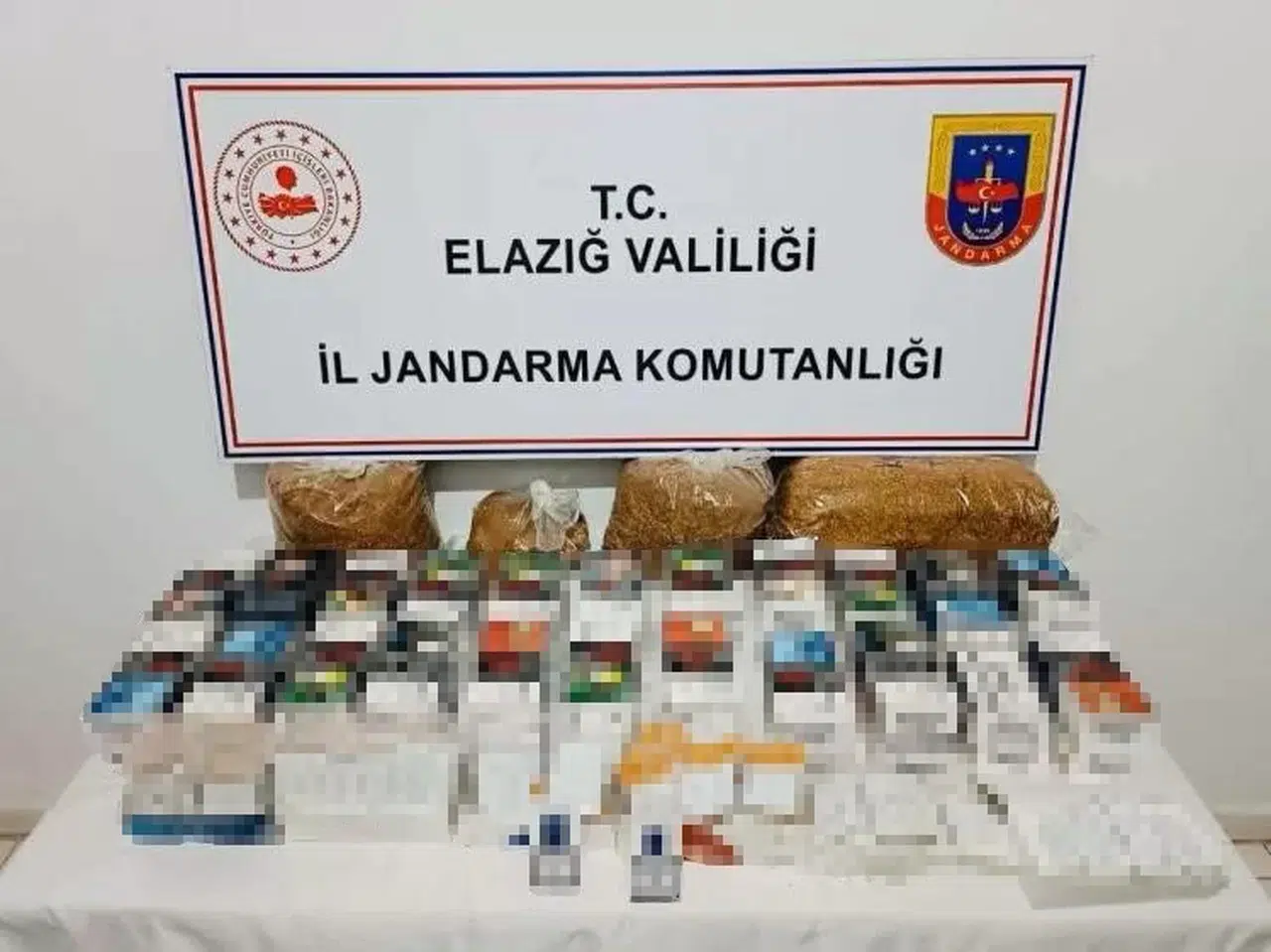 Elazığ’da Kaçak Tütün ve Makaron Ele Geçirildi