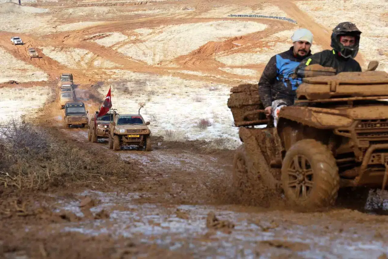 Hazarbaba Dağı’nda Off-Road Rüzgarı