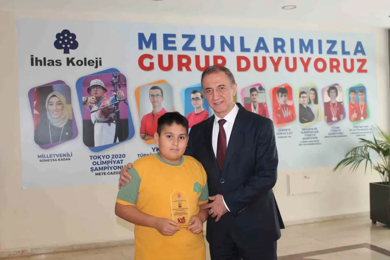 İhlas Koleji Öğrencisinden Fotoğrafta Türkiye Birinciliği
