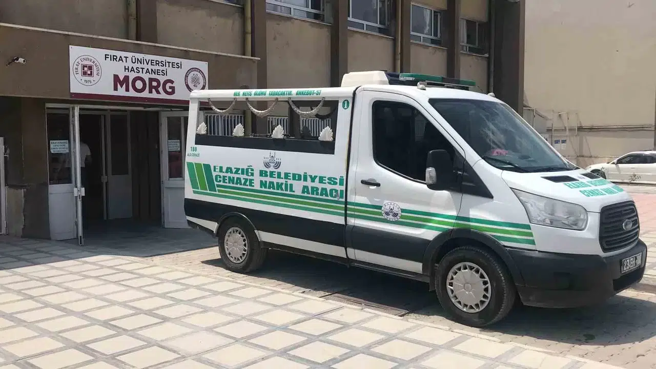 İnşaattan Düşen Personel, Hayatını Kaybetti