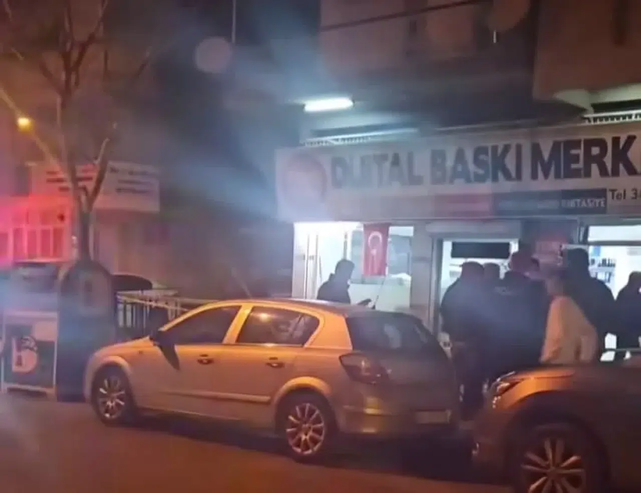 İzmir’de Kuzen Cinayeti: Tabancayı Gösterirken Kazara Vurup Öldürdü