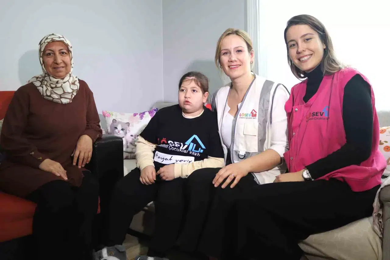 Kanser Değil, Minik Tuana Kazandı