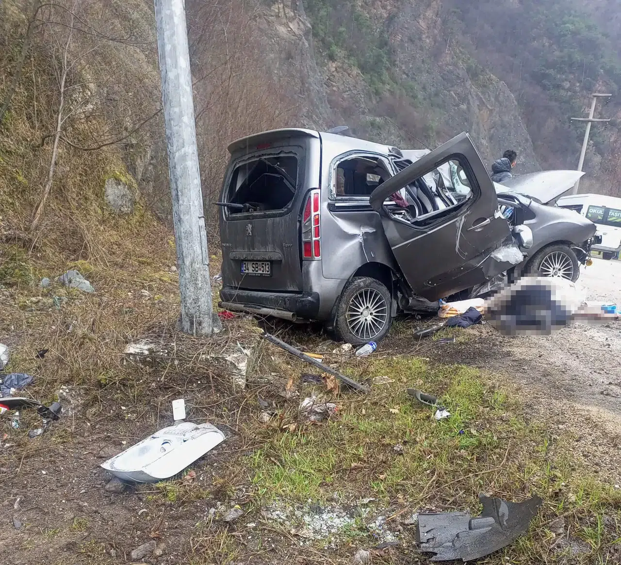 Karabük’te Trafik Kazası: 1 Meyyit, 4 Yaralı