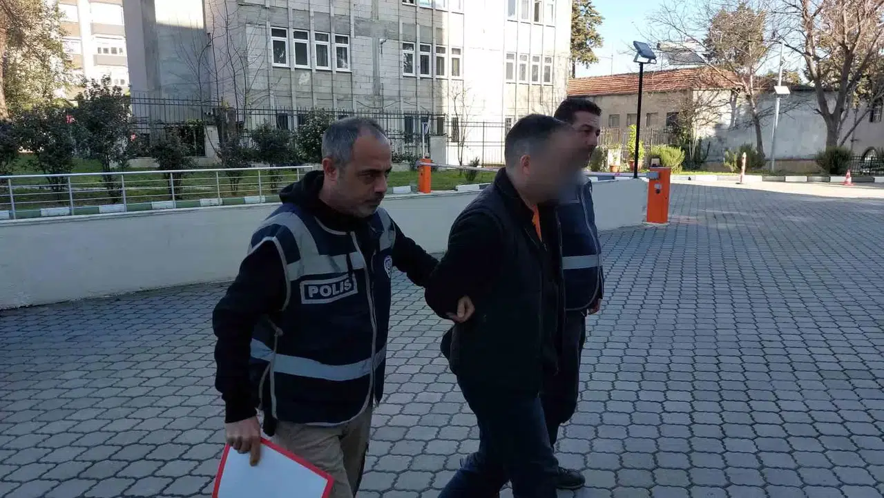 Kasıtlı Olarak Aracıyla Çarptığı Polis ve Annesini Yaralayan Minibüs Şoförüne İsimli Denetim