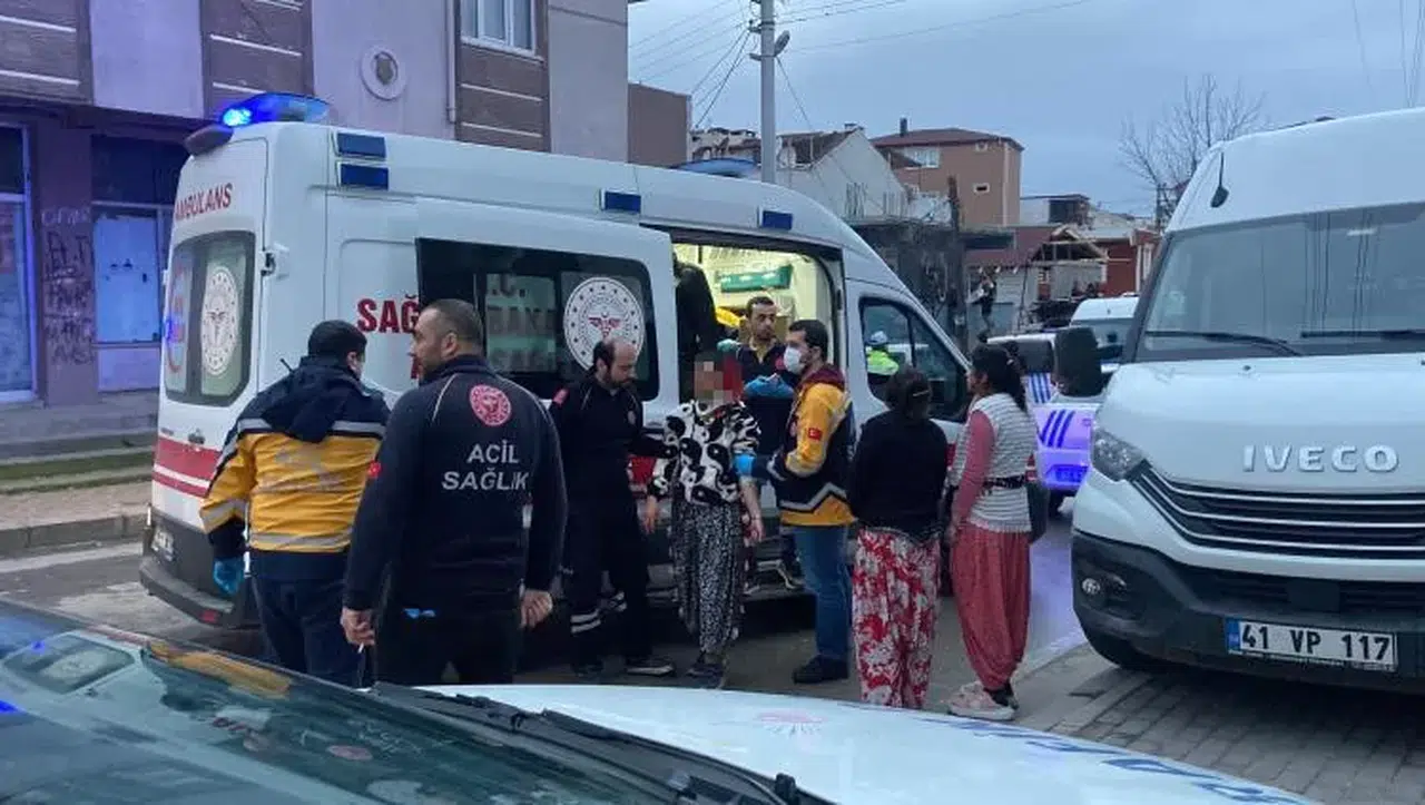 Konutunun Önünde Tabancayla Vuruldu, 6 Aylık Gebe Eşi Sopayla Darp Edildi